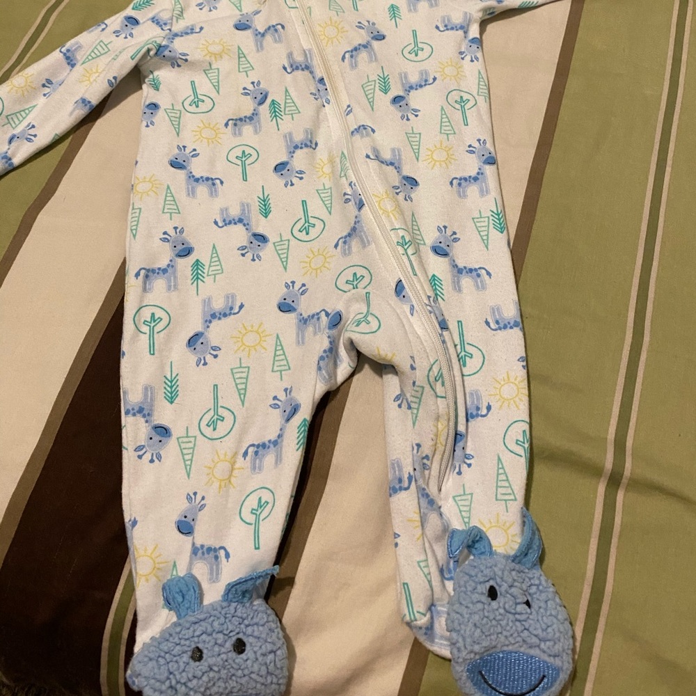 0-3m onesie